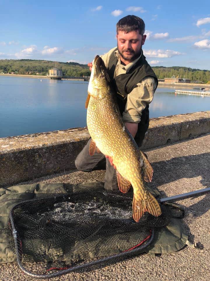 Gallery – Farmoor Trout Fishery